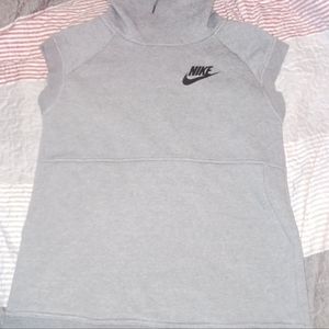 Nike pullover